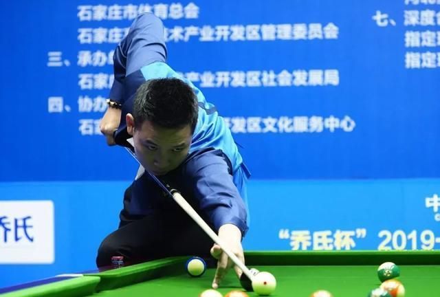 球舞台上崛 球舞台上崛