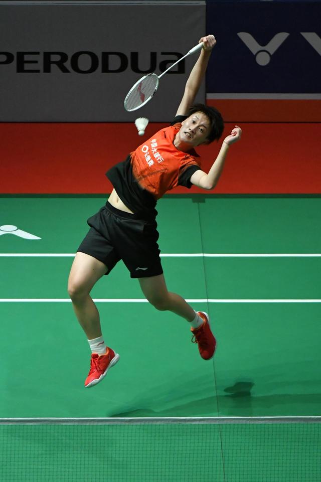 手何冰娇在 手何冰娇在